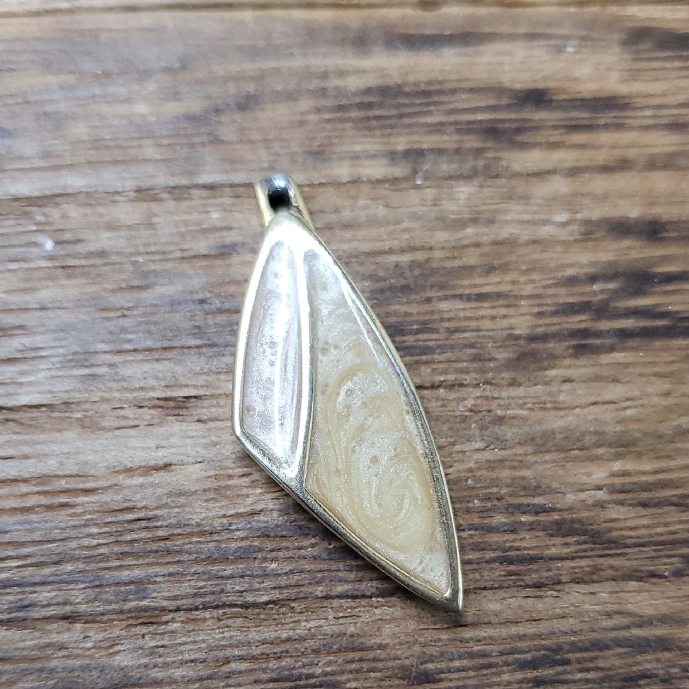 Sandy Earth Abalone Pendant P234